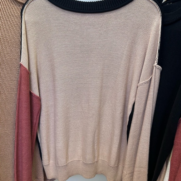 Sweaters - Black Colorblock Bishop Sleeve Ribbed Trim Sweater